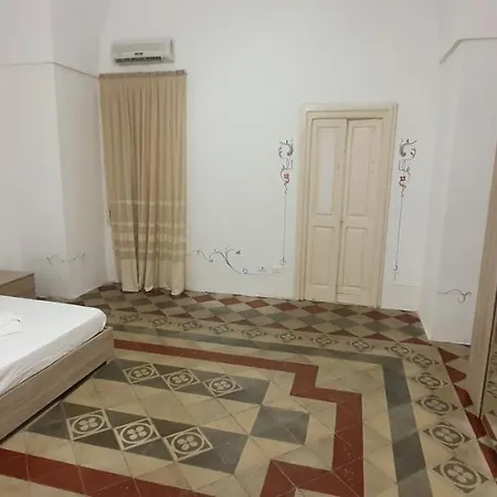 Dante Apartmán *